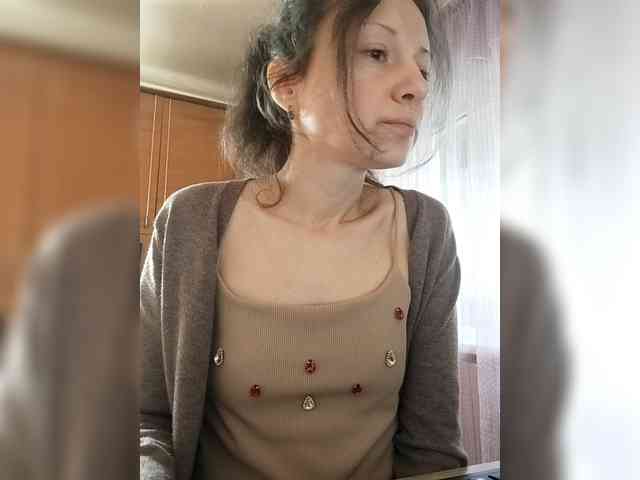 Viviennn webcam