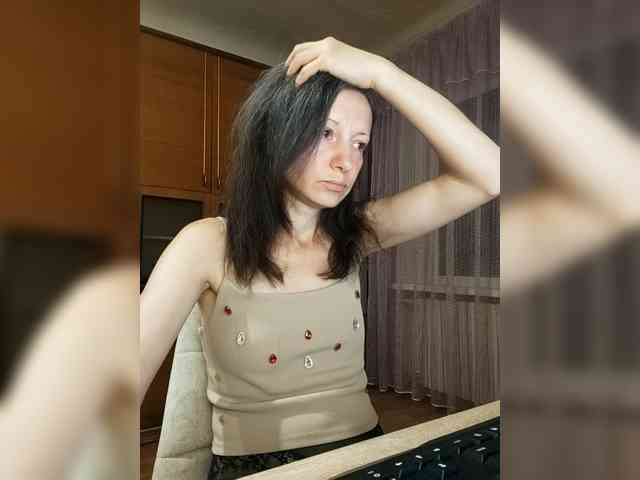 Millie webcam