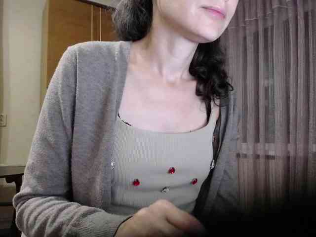 Millie webcam