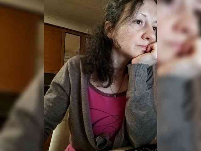 Viviennn webcam