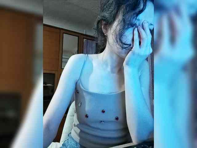 Viviennn webcam