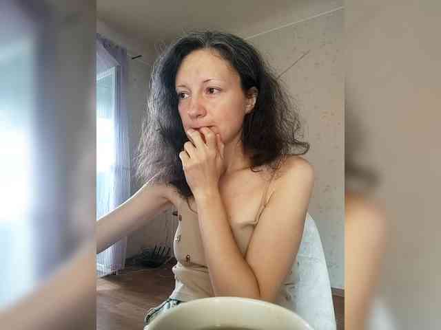 Millie webcam