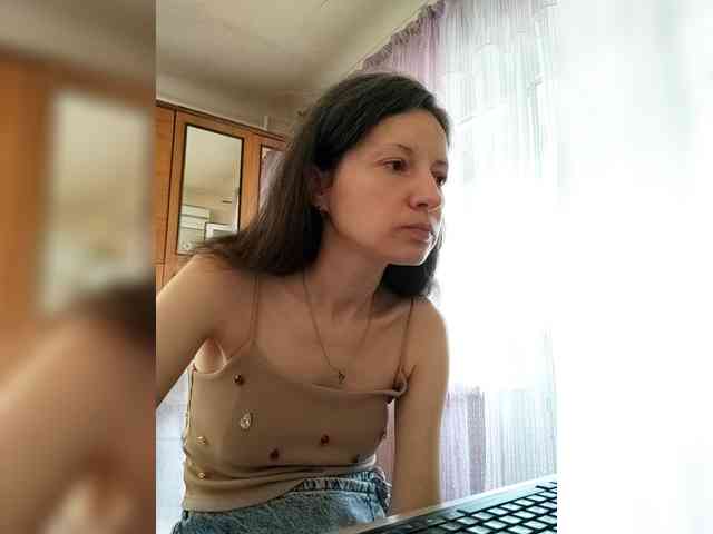 Viviennn webcam