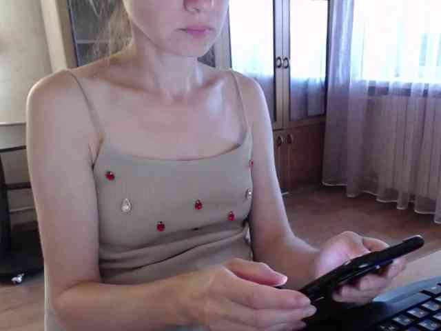 Millie webcam