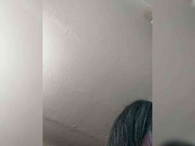 Viviennn webcam