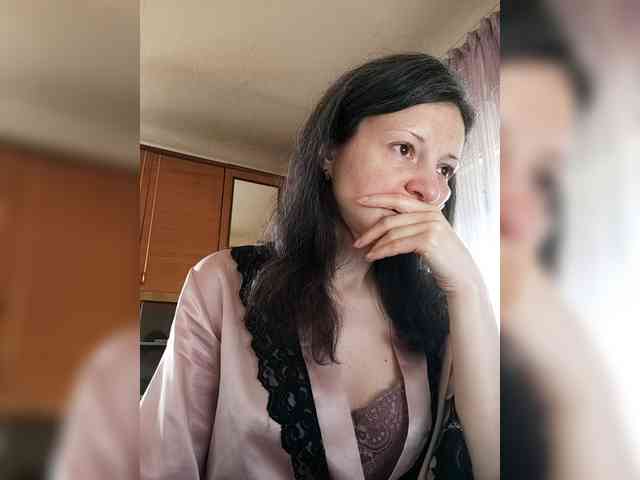 Viviennn webcam