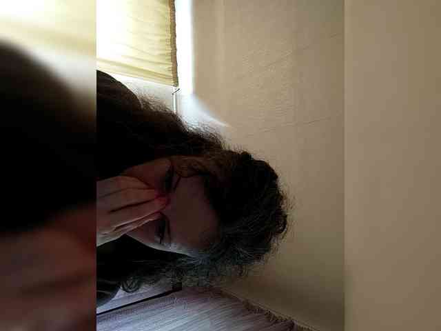 Viviennn webcam