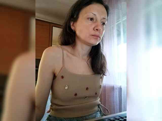 Viviennn webcam