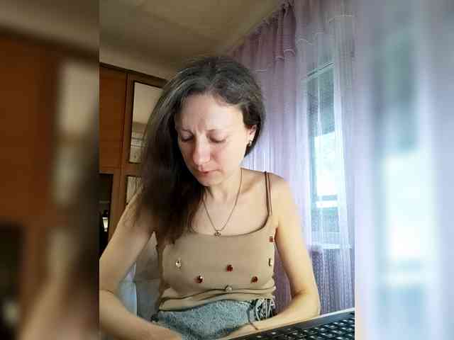 Viviennn webcam