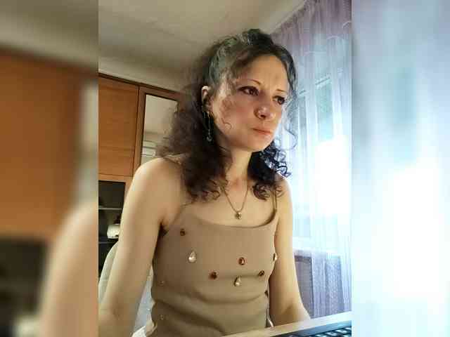 Viviennn webcam