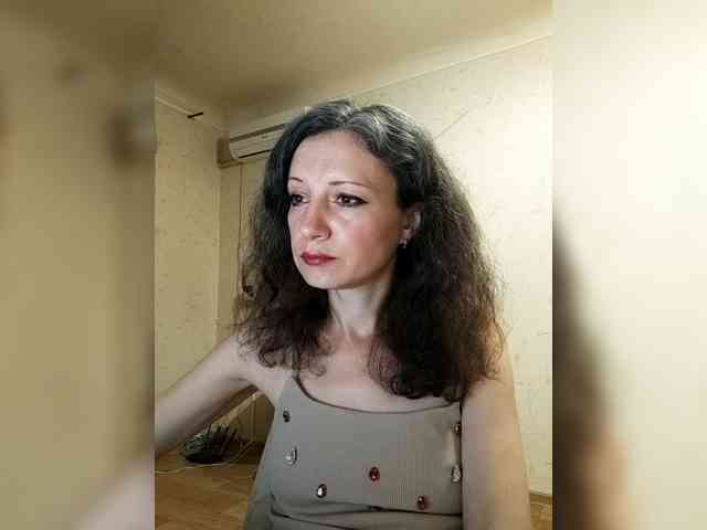 Millie webcam