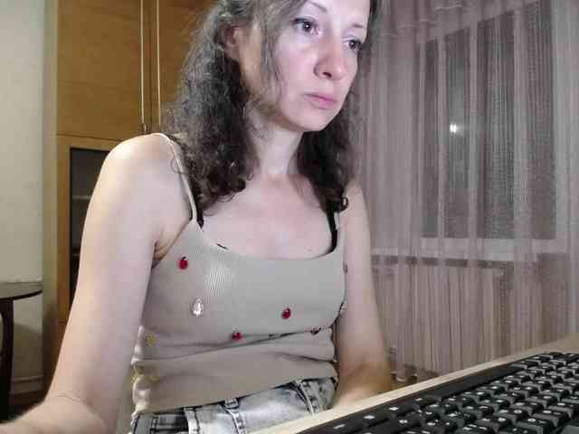 Millie webcam