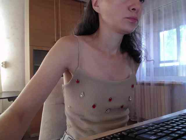 Millie webcam