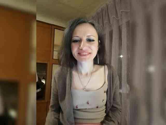 Viviennn webcam