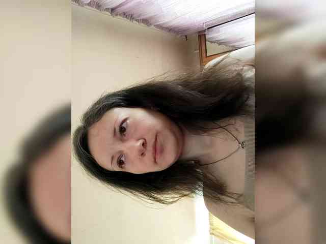 Viviennn webcam
