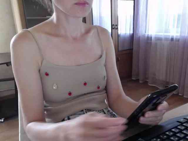Millie webcam