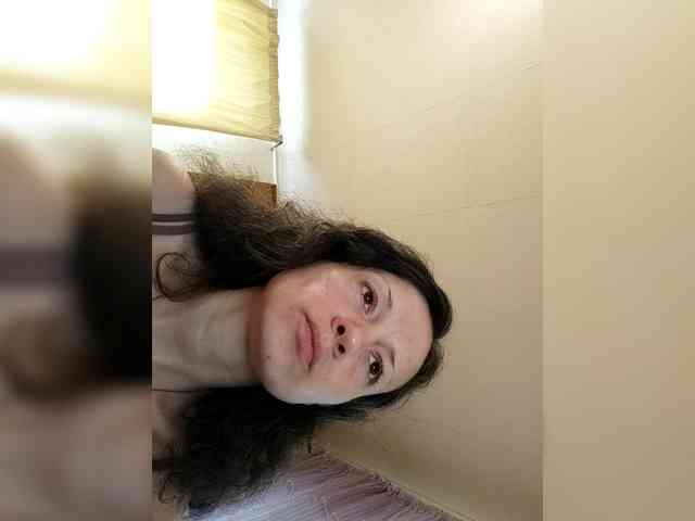 Viviennn webcam
