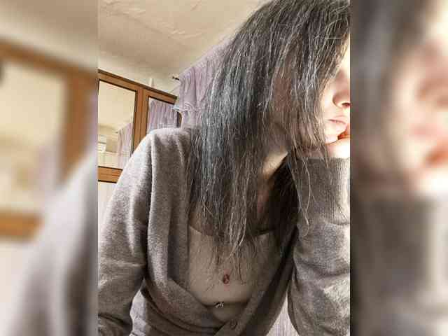 Viviennn webcam