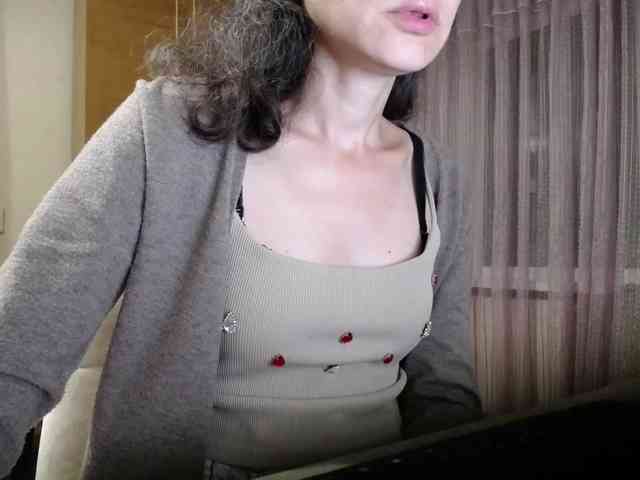 Millie webcam
