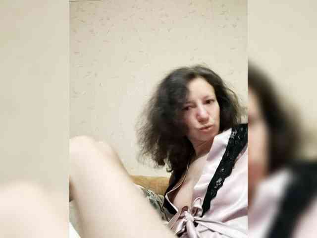 Viviennn webcam