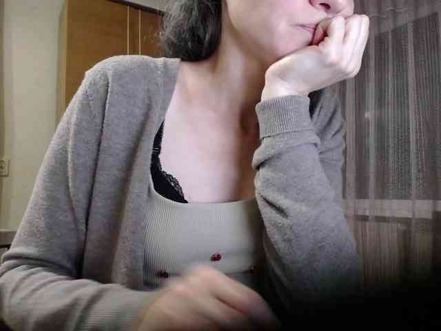 Millie webcam