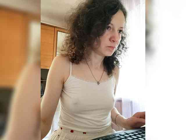 Viviennn webcam