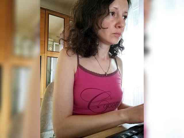 Viviennn webcam