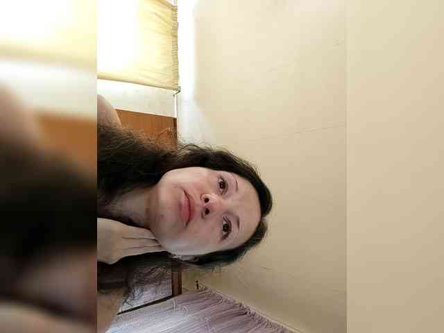Viviennn webcam