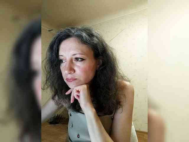 Millie webcam