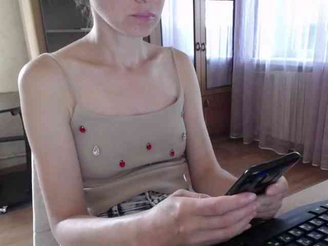 Millie webcam
