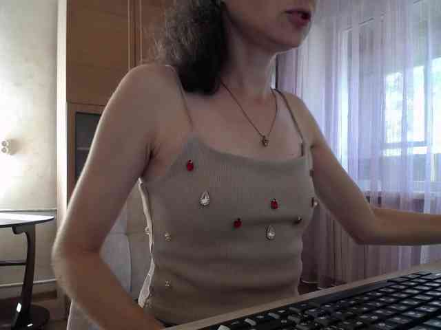 Millie webcam