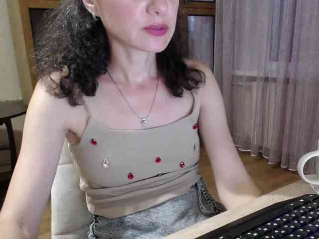 Millie webcam