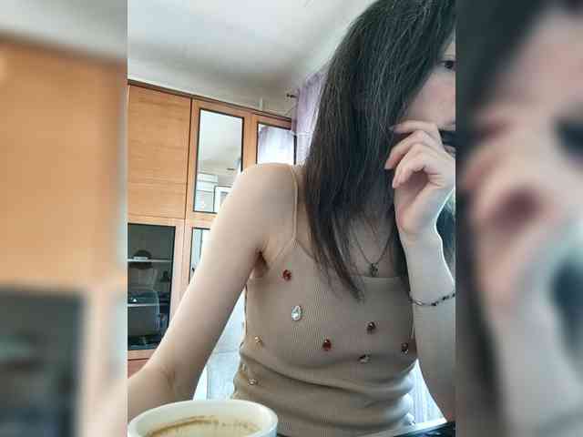 Viviennn webcam
