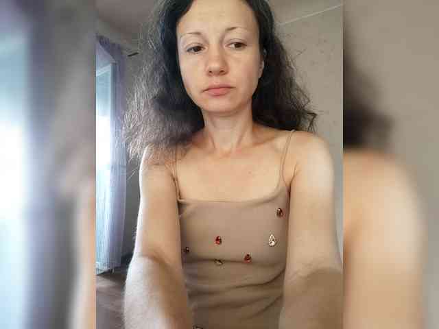 Millie webcam