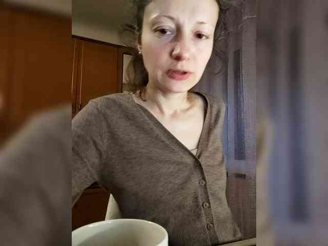 Viviennn webcam