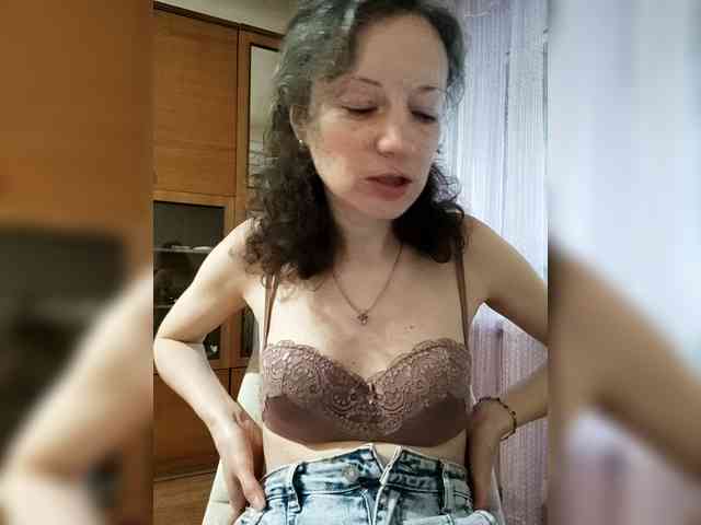 Viviennn webcam