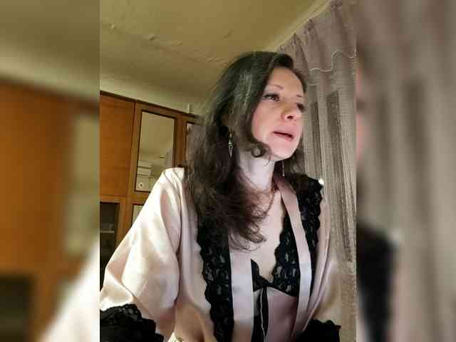 Viviennn webcam