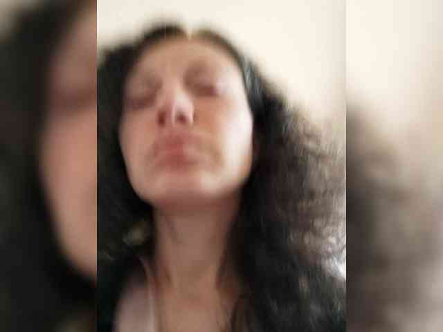 Viviennn webcam