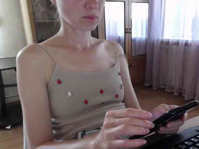 Millie webcam