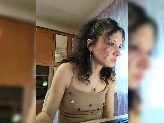 Viviennn webcam