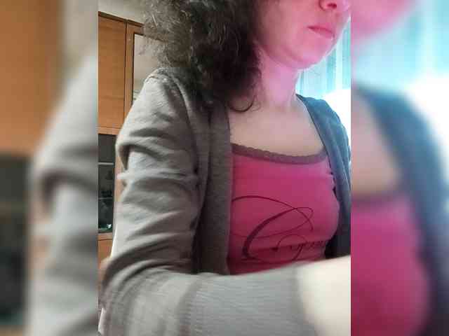 Viviennn webcam