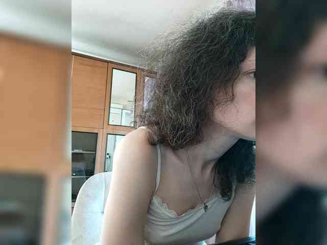 Viviennn webcam