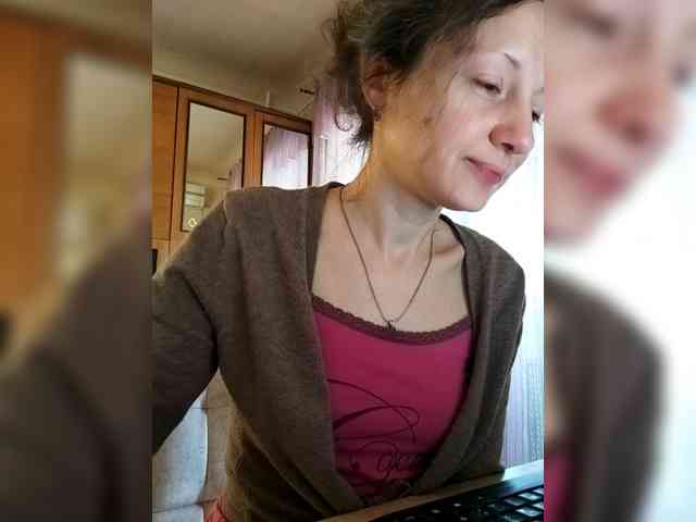 Viviennn webcam