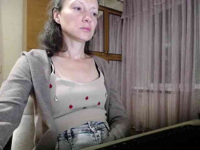 Millie webcam
