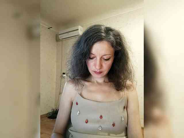 Millie webcam
