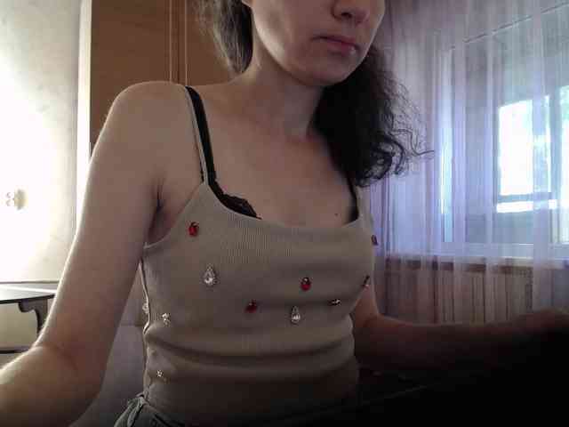 Millie webcam