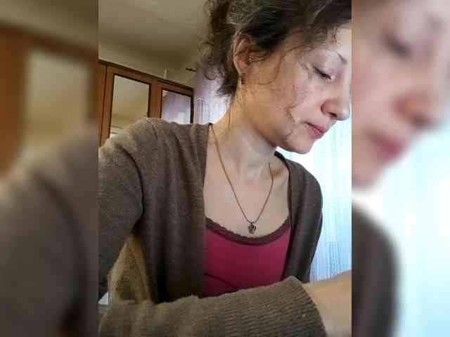 Viviennn webcam