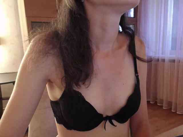 Millie webcam