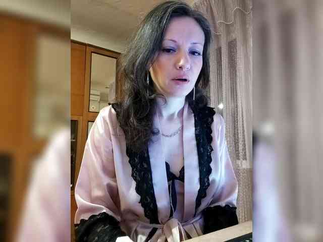 Viviennn webcam
