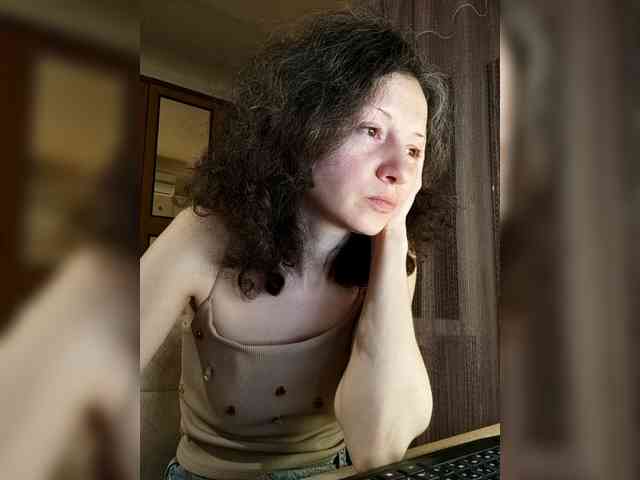 Viviennn webcam